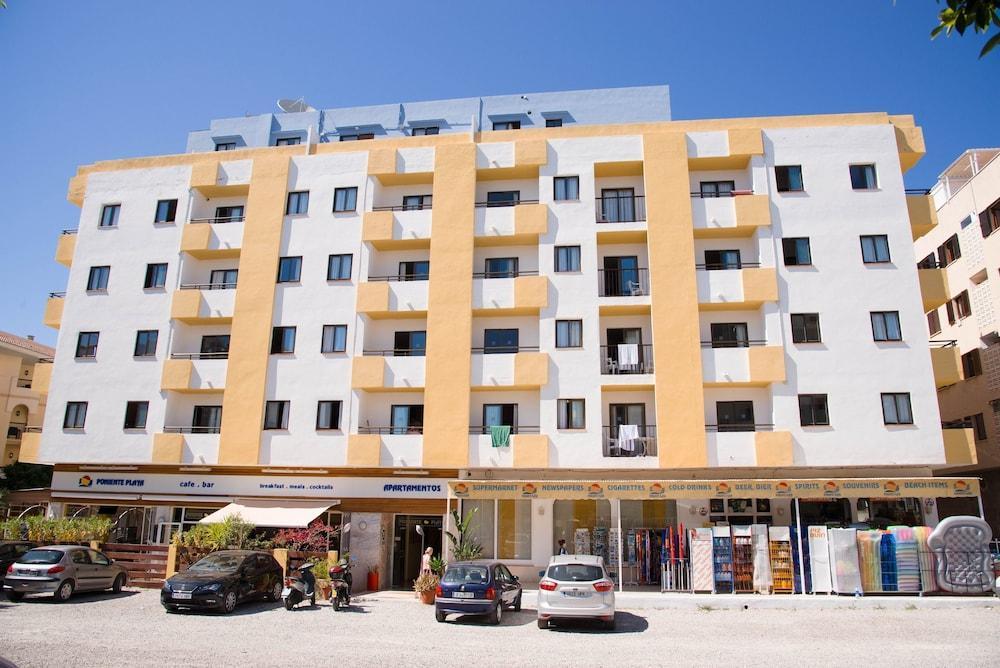 Aparthotel Boutique Poniente Playa Sant Antoni de Portmany Dış mekan fotoğraf